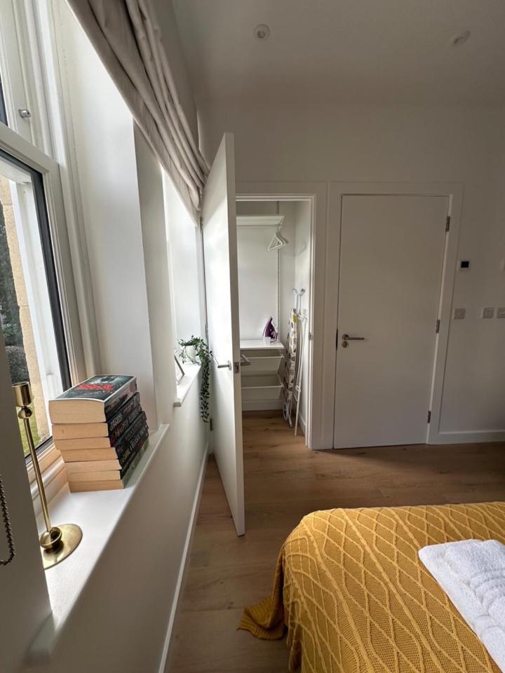 Contemporary Pied A Terre In The Heart Of Bathアパートメント エクステリア 写真