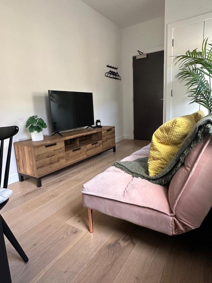 Contemporary Pied A Terre In The Heart Of Bathアパートメント エクステリア 写真